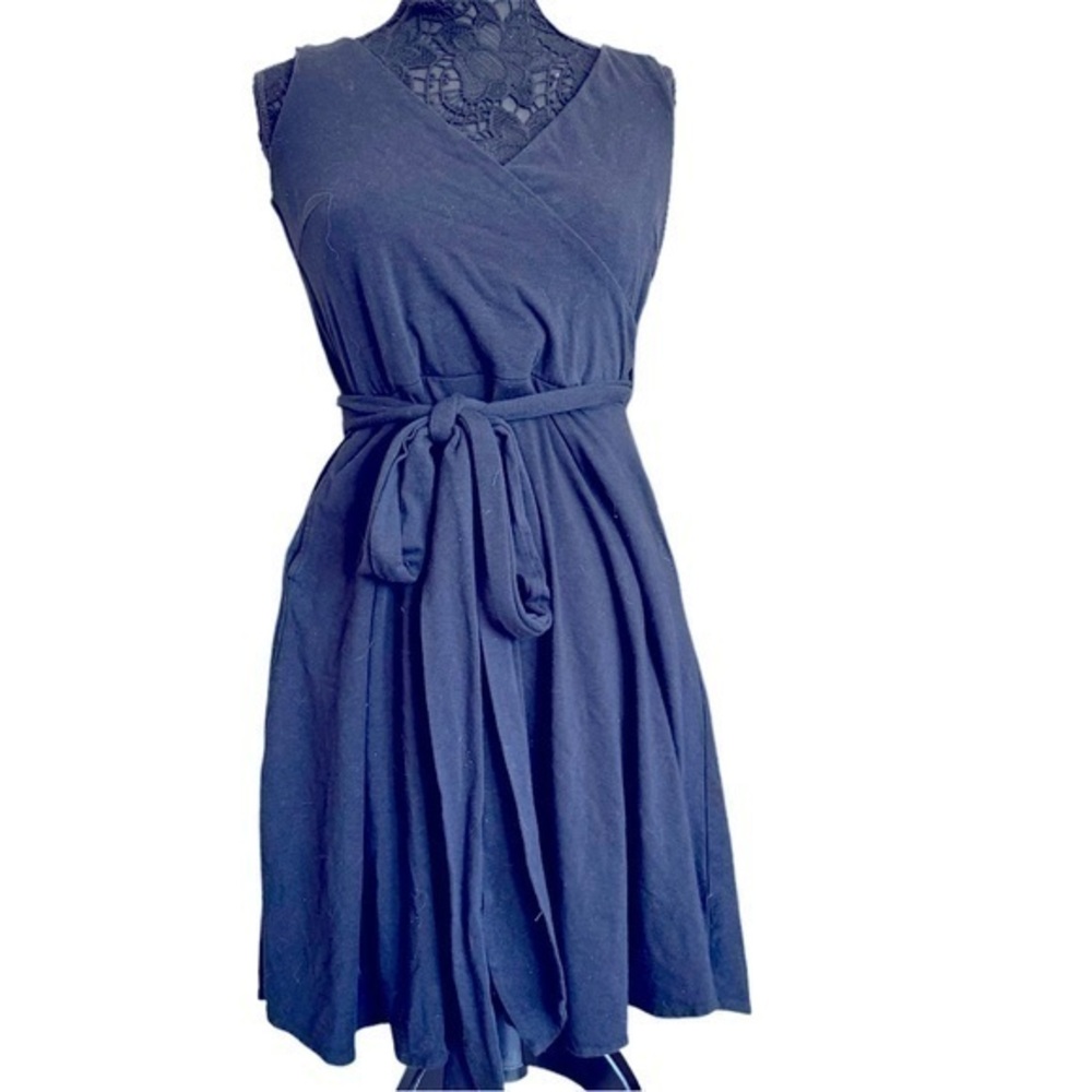 Moda International Black Cotton Sleeveless Wrap V-Neck Dress Size Medium